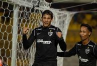 Atlético renova contrato de atacante destaque das categorias de base