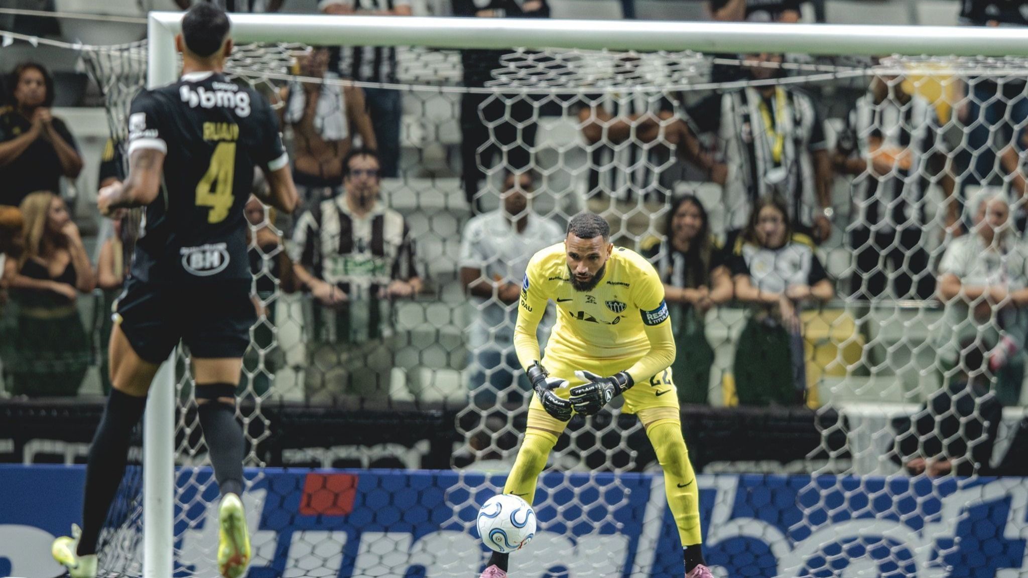 Everson valoriza vitória do Atlético, admite falha e projeta melhora do time em 2026