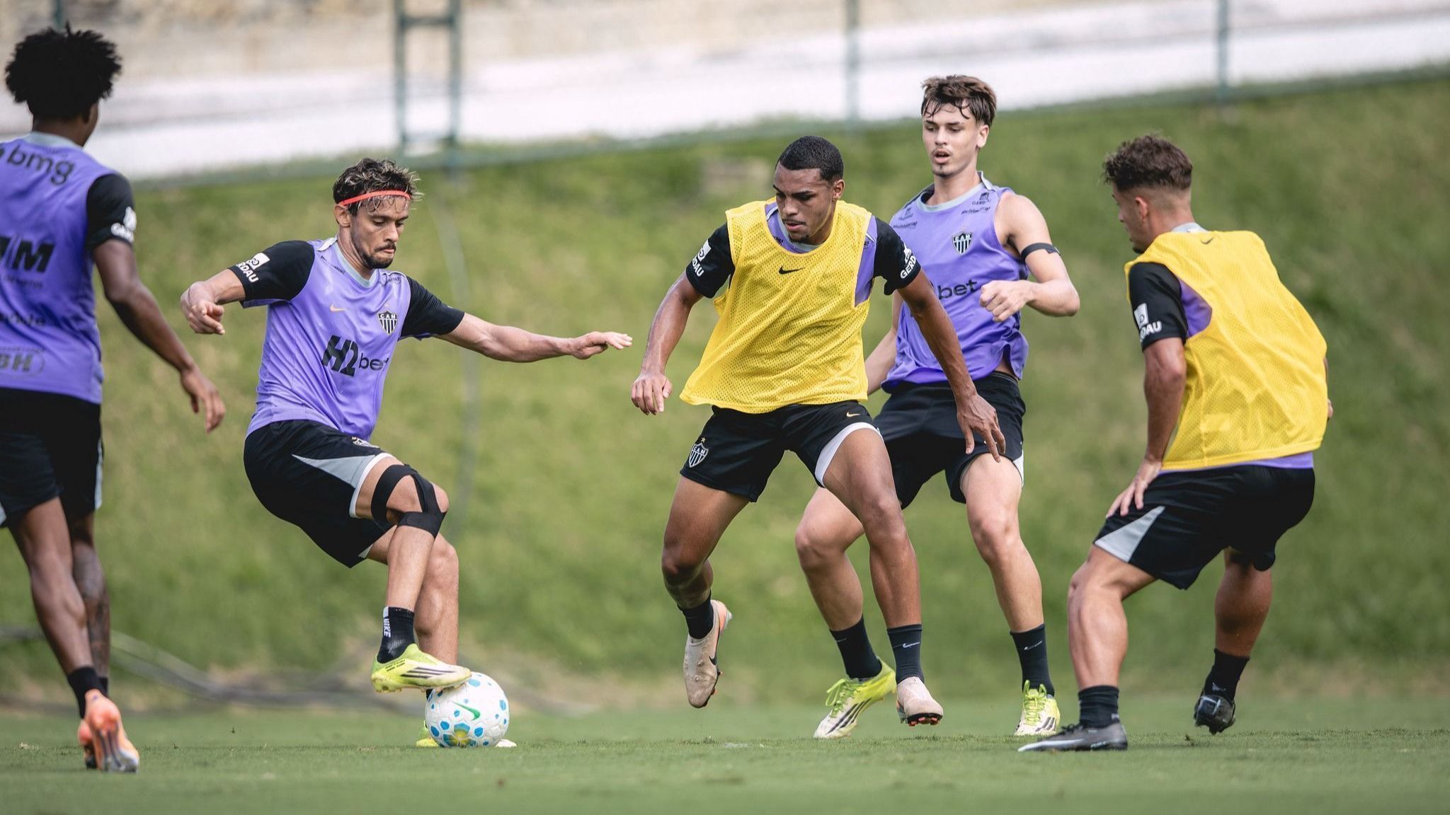 Com novidade, Atlético inicia preparação para duelo com Ceará pela Copa do Brasil