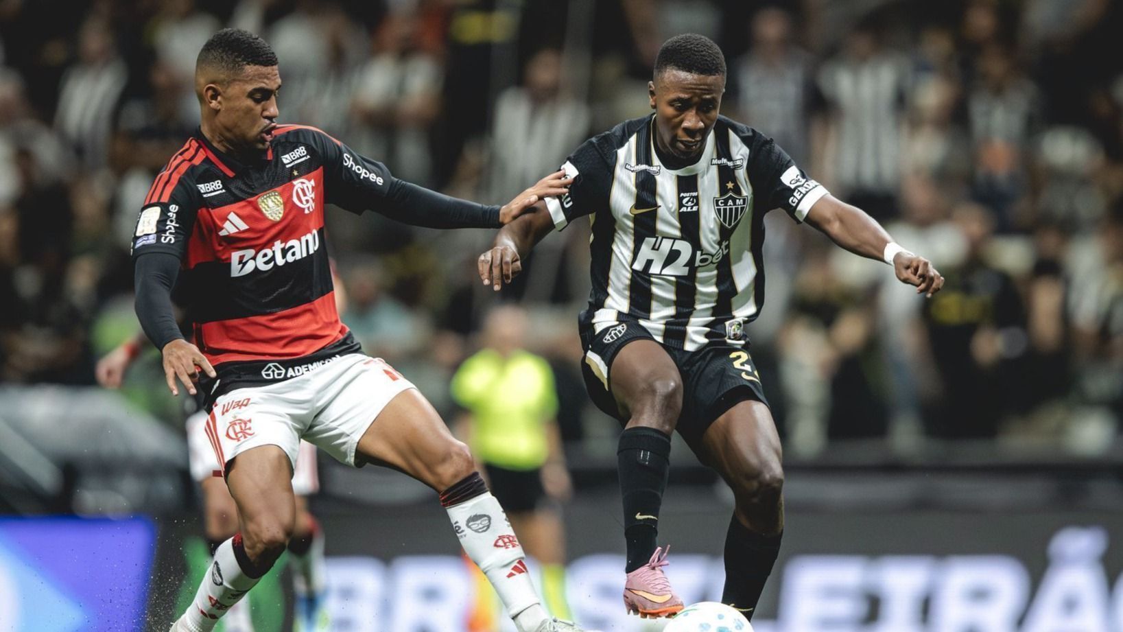 De olho no Cruzeiro e em crise, Atlético mandará reservas ao Peru para jogo da 'Sula'