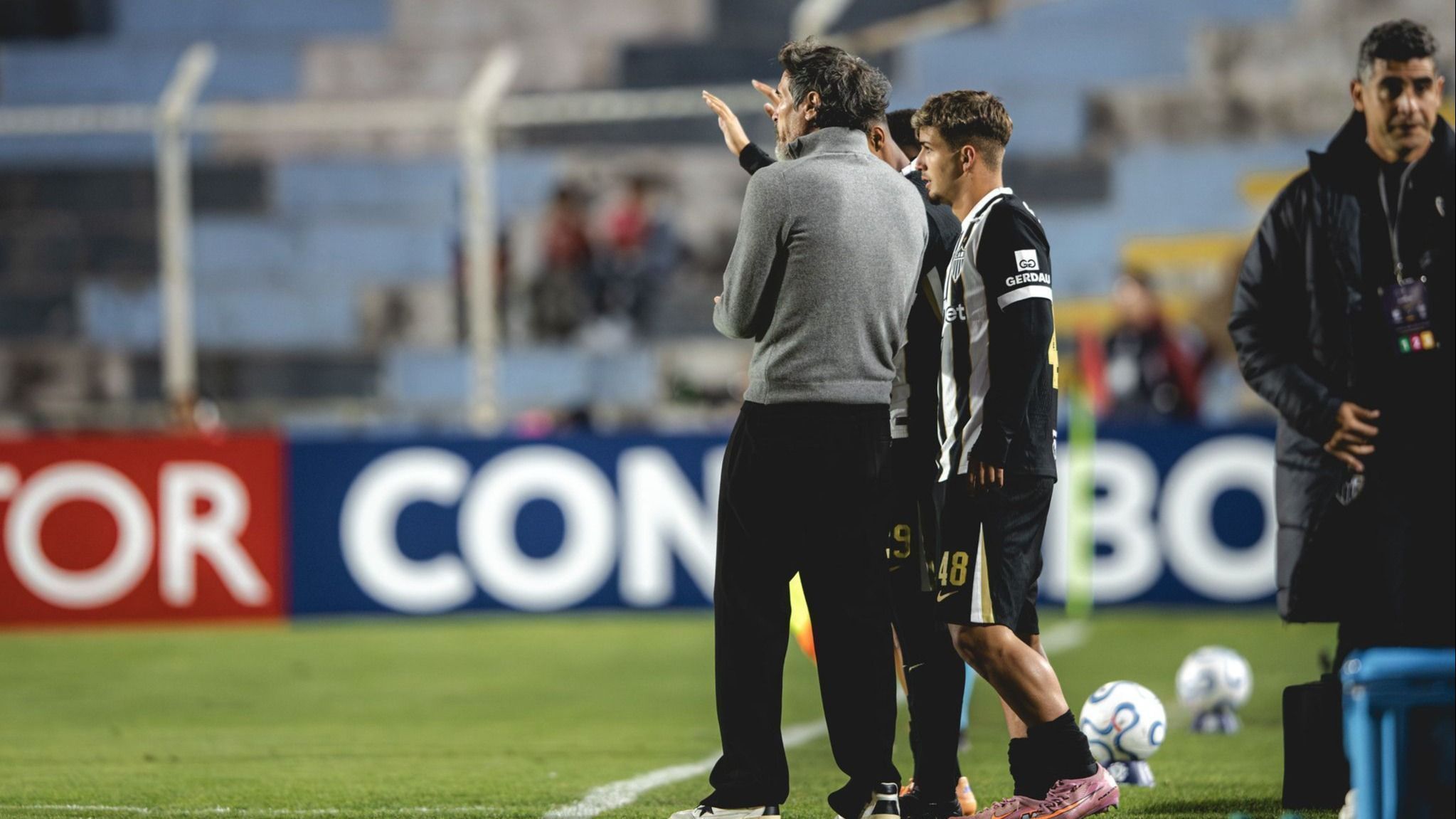 Domínguez tem pior aproveitamento entre técnicos argentinos do Atlético; veja números