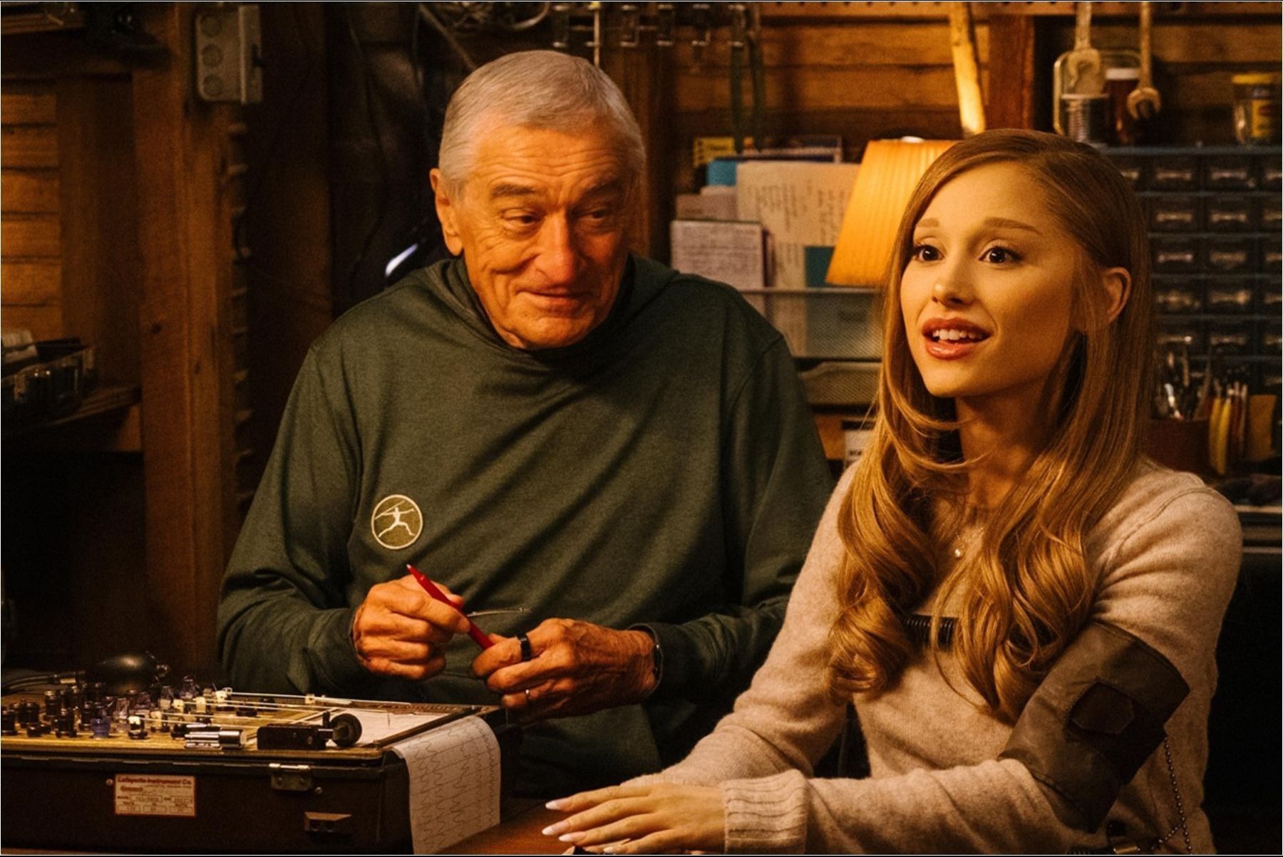 Ariana Grande estreia novo filme ao lado de Robert De Niro; confira detalhes
