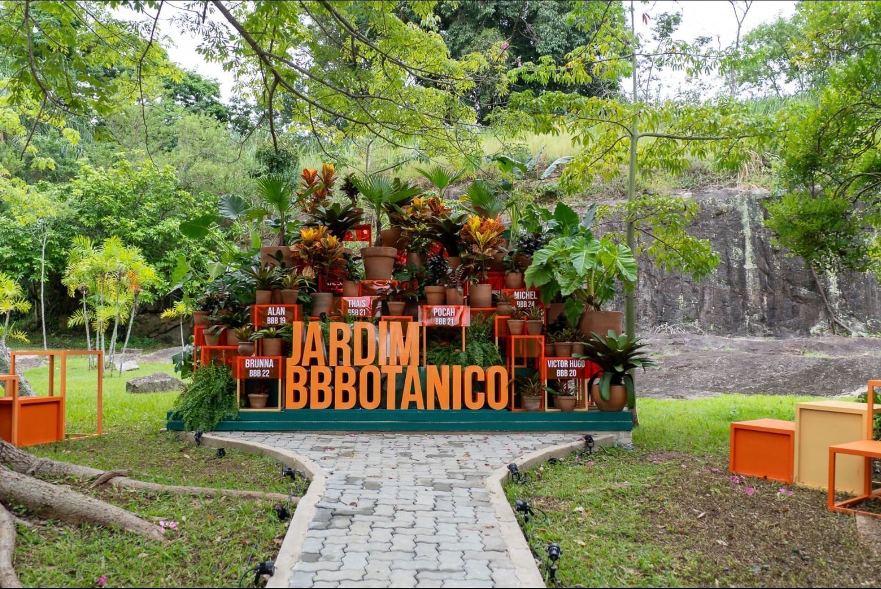 ‘Plantas’ do BBB inauguram ‘Jardim BBBotânico’ nos estúdios Globo