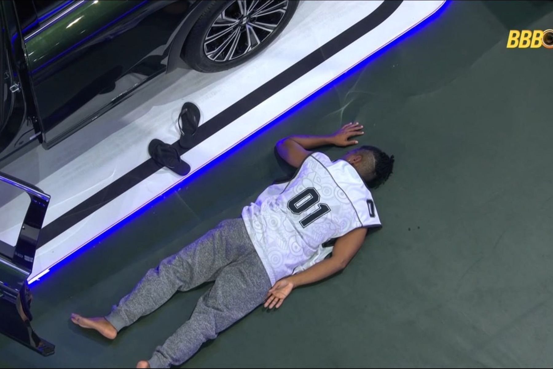 Leandro Boneco passa mal durante prova e pode perder vaga na final do BBB 26