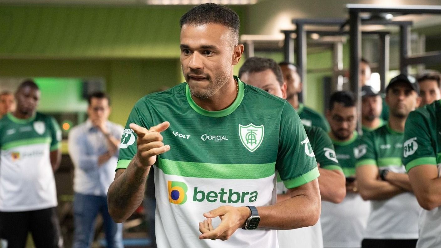 Roger Silva, novo treinador do América, toma decisão para duelo na Copa Sul-Sudeste