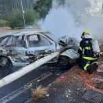 Carro pega fogo no pátio da PRF em Três Corações