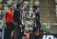 Hulk volta a negociar com Fluminense e deve deixar o Atlético