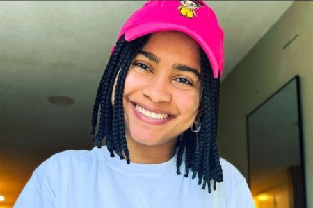 Irmã gêmea de Milena, do BBB 26, é pré-selecionada para reality brasileiro nos EUA