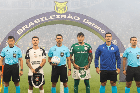 Rodrigo Garro, Gustavo Gómez e Flavio Rodrigues de Souza