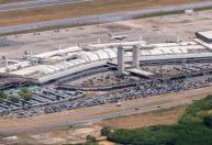 Avião que tinha SP como destino retorna ao Aeroporto de BH, em Confins, minutos após decolar