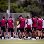 Corinthians: Fernando Diniz faz primeiro trabalho sob olhares de executivos