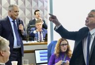 STF autoriza ações contra deputados envolvidos em 'quebra-pau' na CPMI do INSS