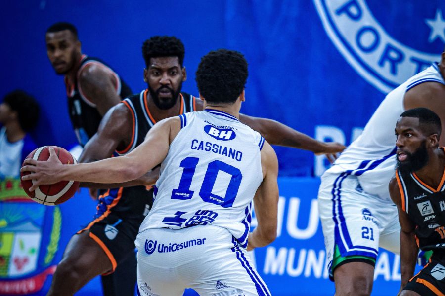 Cruzeiro luta até o fim, mas é derrotado em casa para o Unifacisa pelo NBB