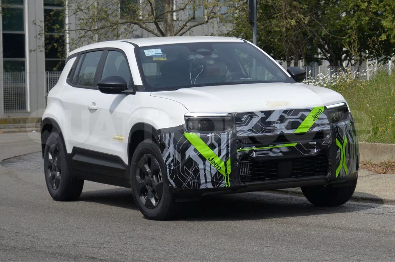 Jeep Avenger é flagrado com novo visual antes da estreia no Brasil