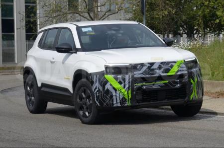 Flagra Jeep Avenger