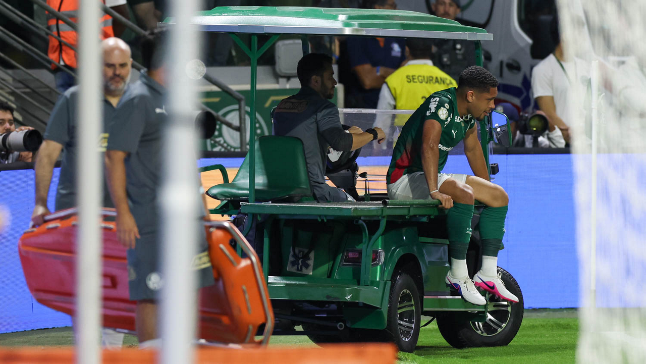 Palmeiras x Jacuipense: Vitor Roque tem nova lesão, chora e preocupa
