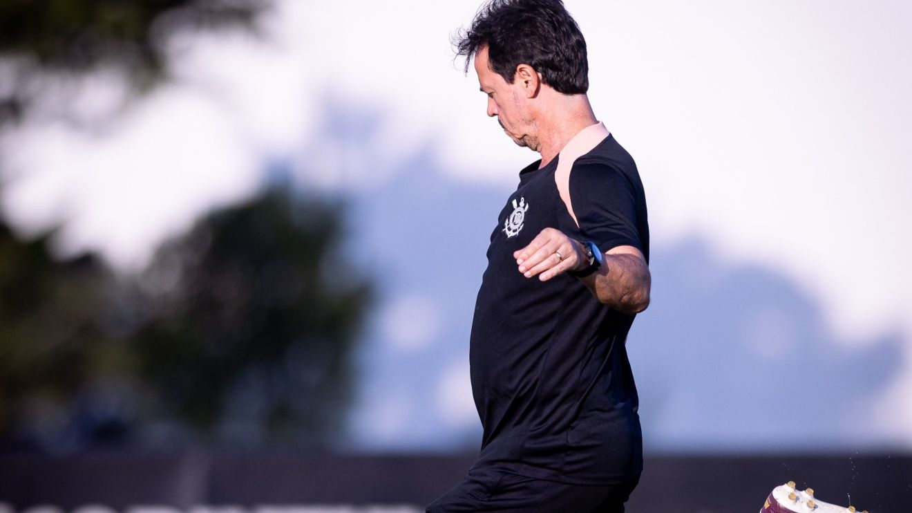 Como Diniz 'ganhou' os jogadores do Corinthians