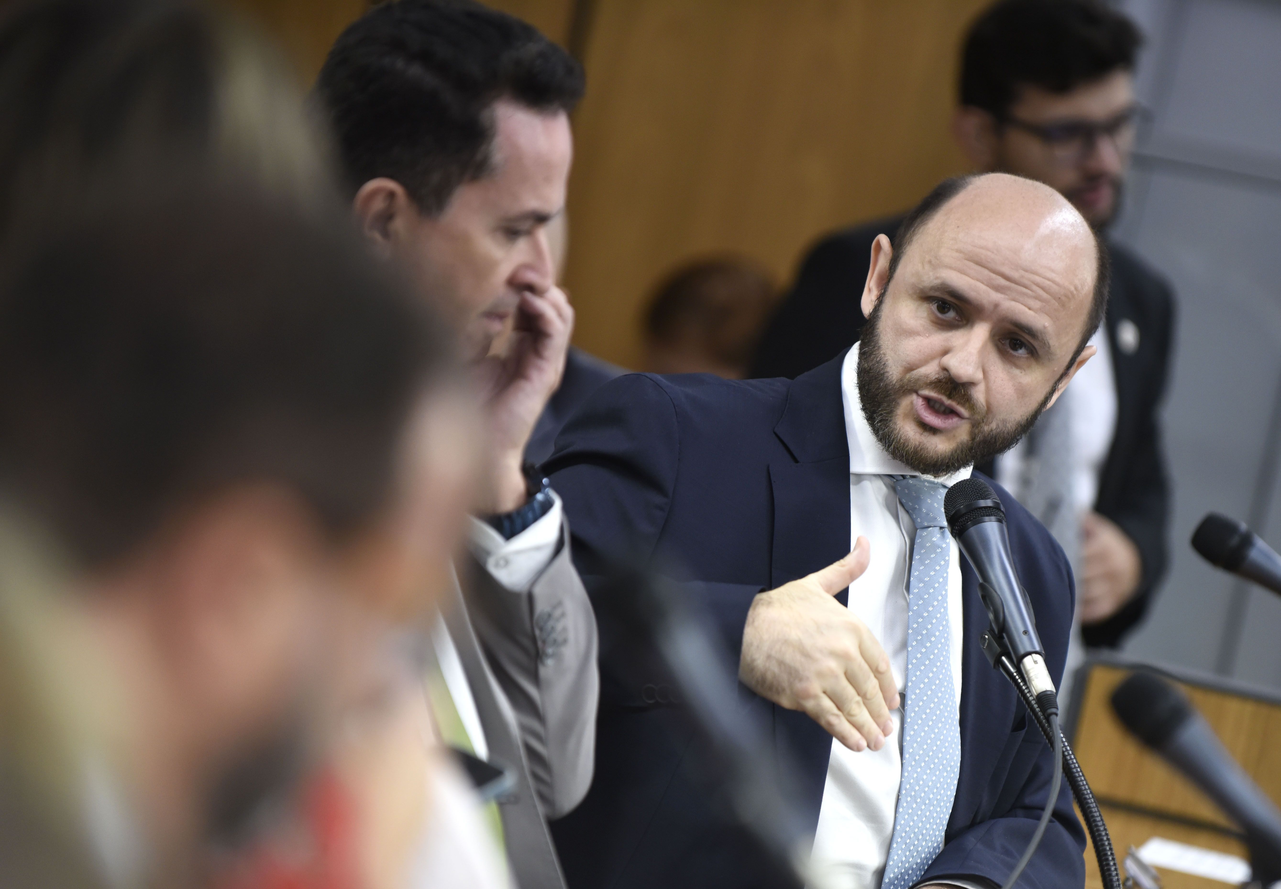 ALMG convoca secretário de Educação e CGE para debater privatizações e investigação de Rossieli