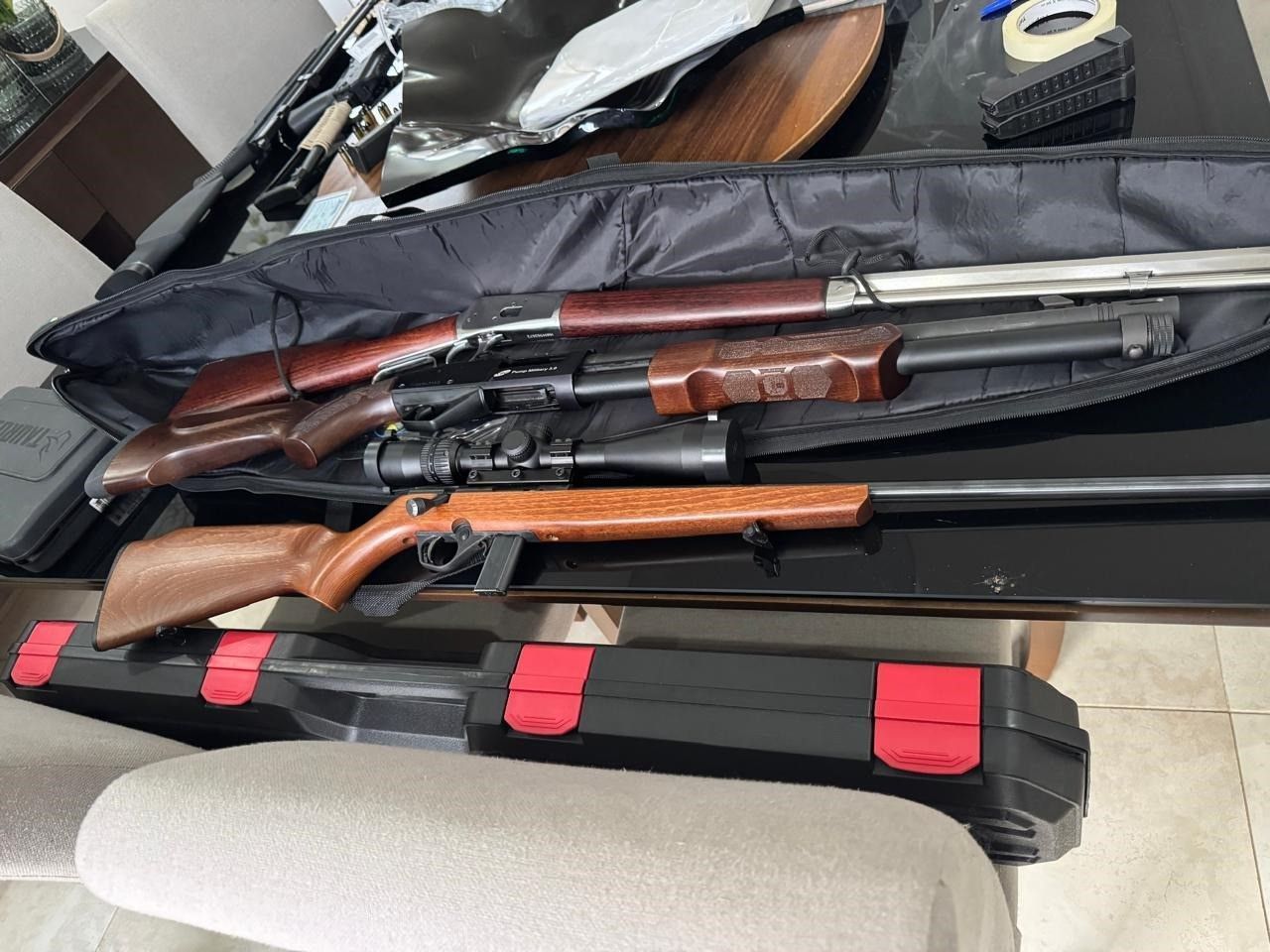 PF faz operação para apurar comércio ilegal de peças para armas