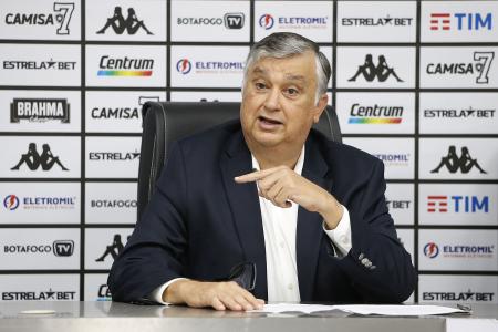 Durcesio Mello é o diretor geral interino da SAF do Botafogo