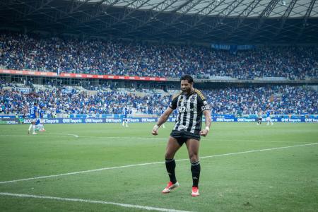 Cruzeiro é a maior vítima da carreira de Hulk, e todos os gols foram pelo Galo • Pedro Souza/Atlético