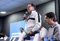 Santos atrasa direitos de imagem, e jogadores se manifestam