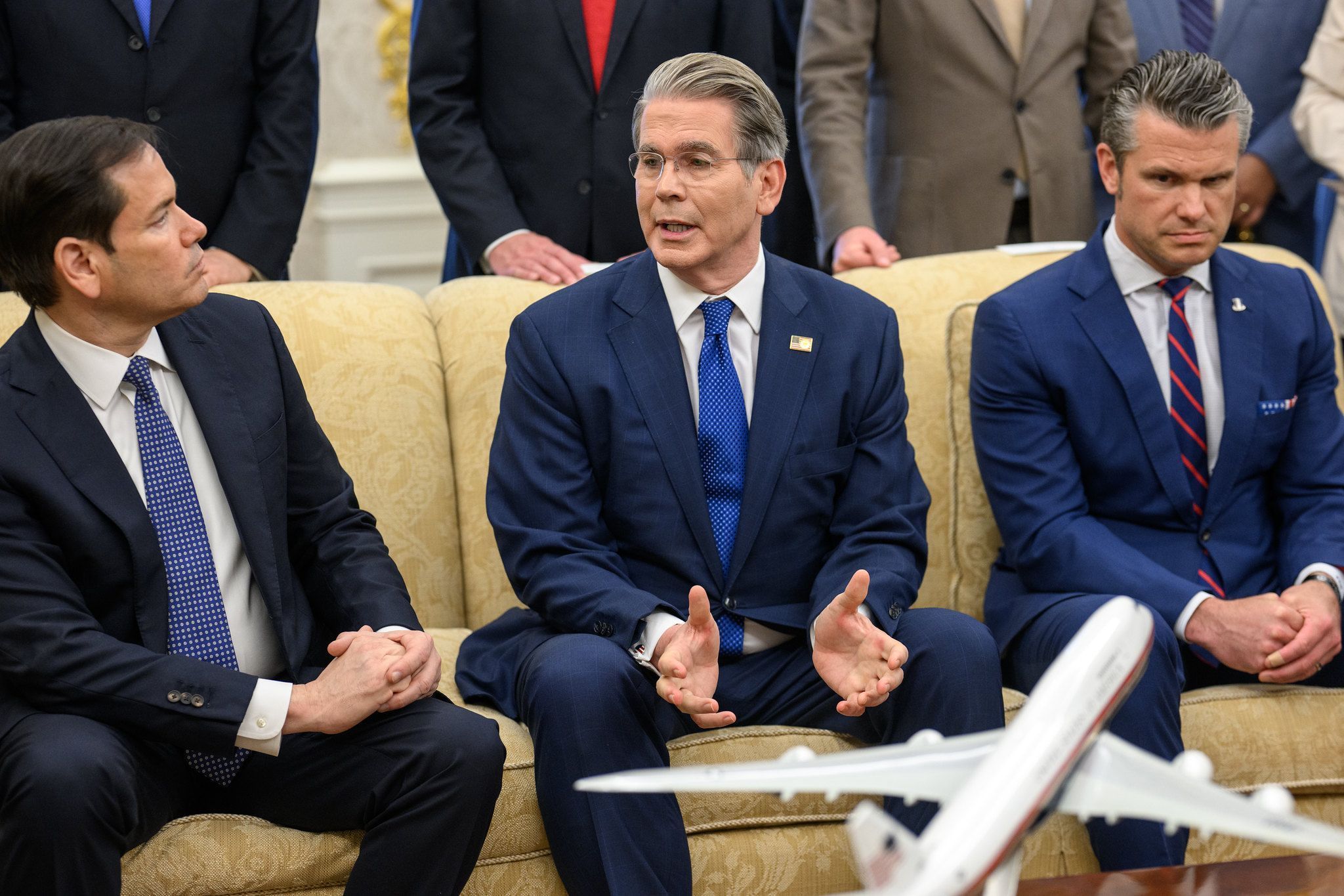 Oriente Médio: EUA anunciam novas sanções ao petróleo iraniano