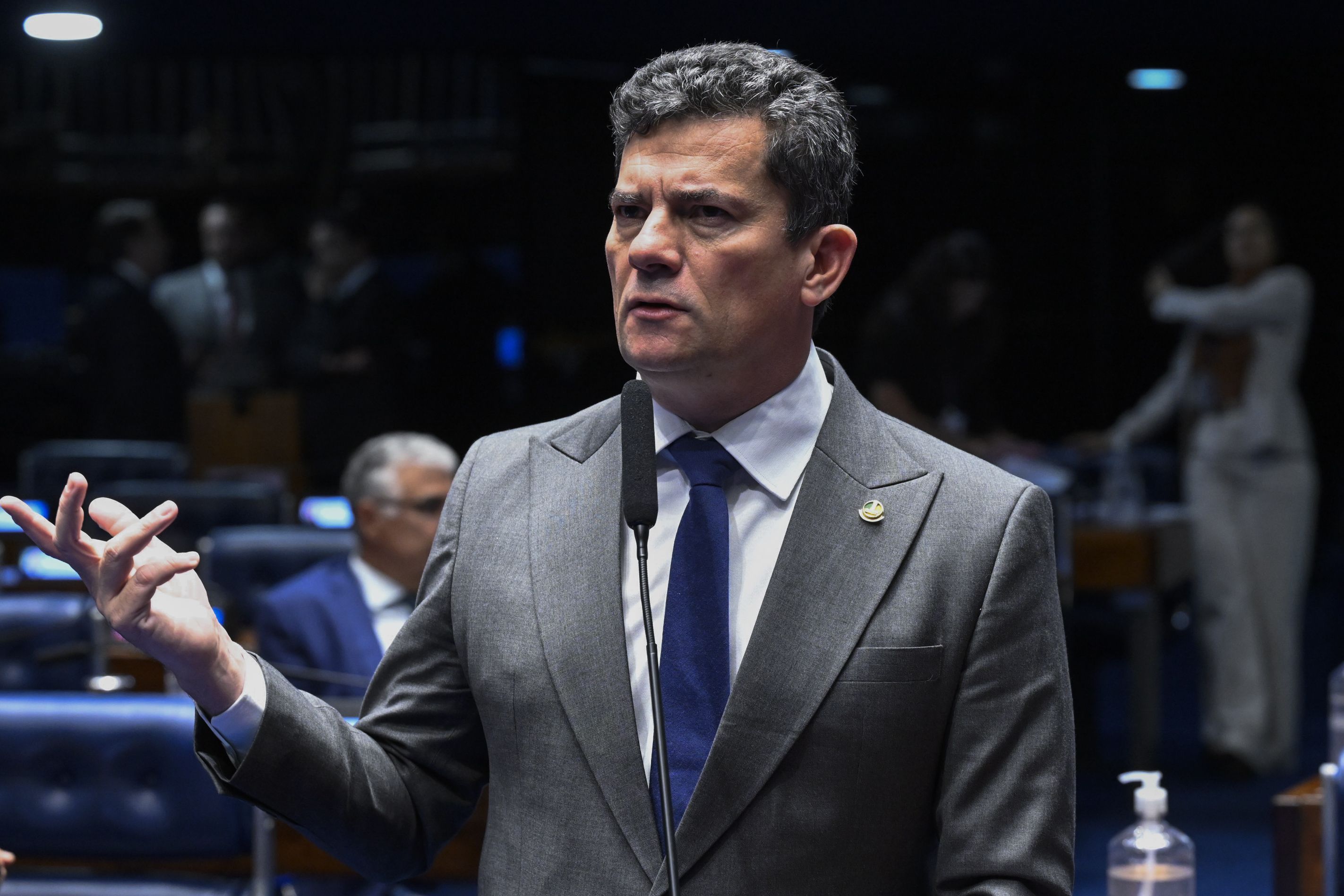Quaest: no 1º turno, Sergio Moro tem 35% e Requião Filho, 18% no Paraná