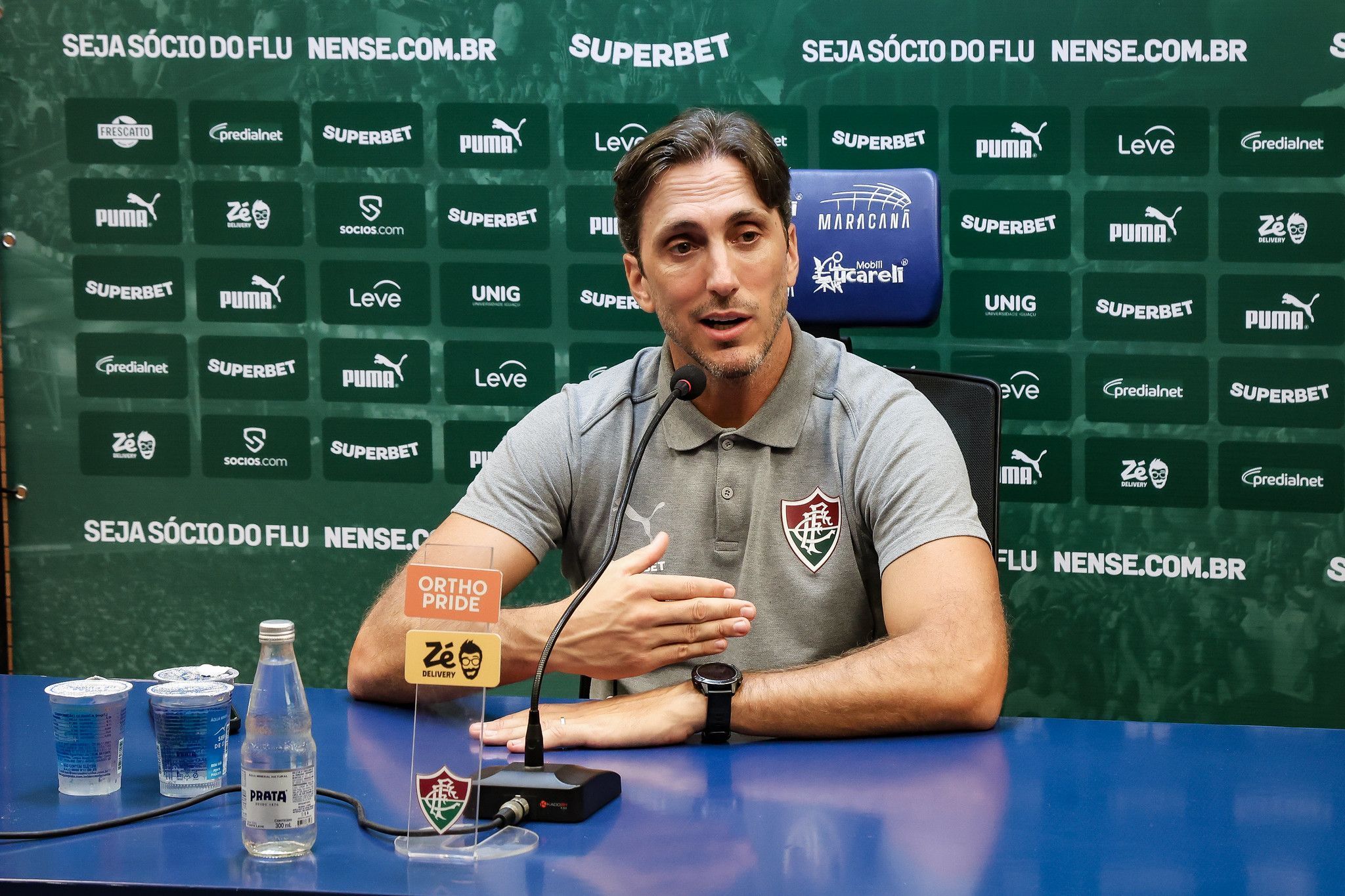 Zubeldía destaca importância de goleadores do Fluminense em mais uma vitória