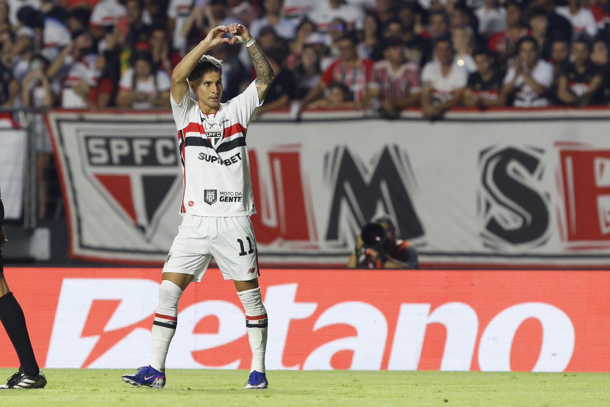Nova aposta? Ferreirinha, do São Paulo, relembra brincadeira com Neto