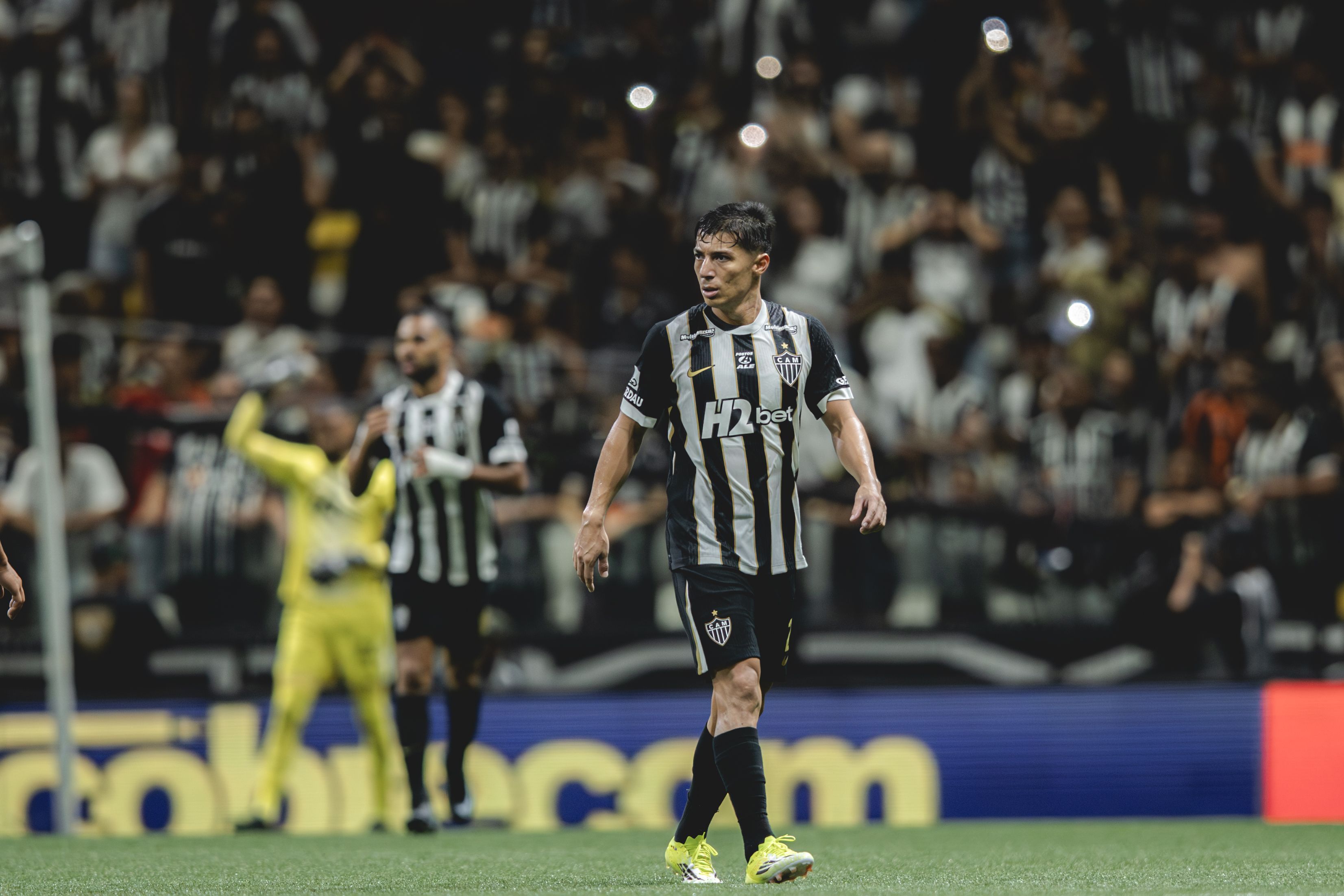 Alan Franco se isola no top 3 em ranking da história do Atlético