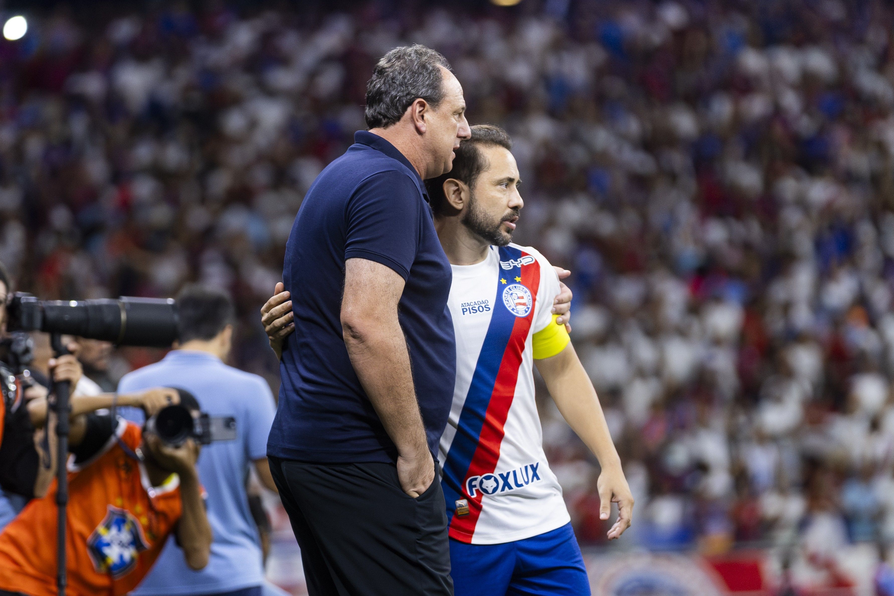 Suspenso, Rogério Ceni desfalca Bahia contra o Flamengo no Brasileirão