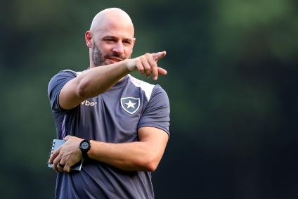 Franclim Carvalho tem tido bom início no Botafogo