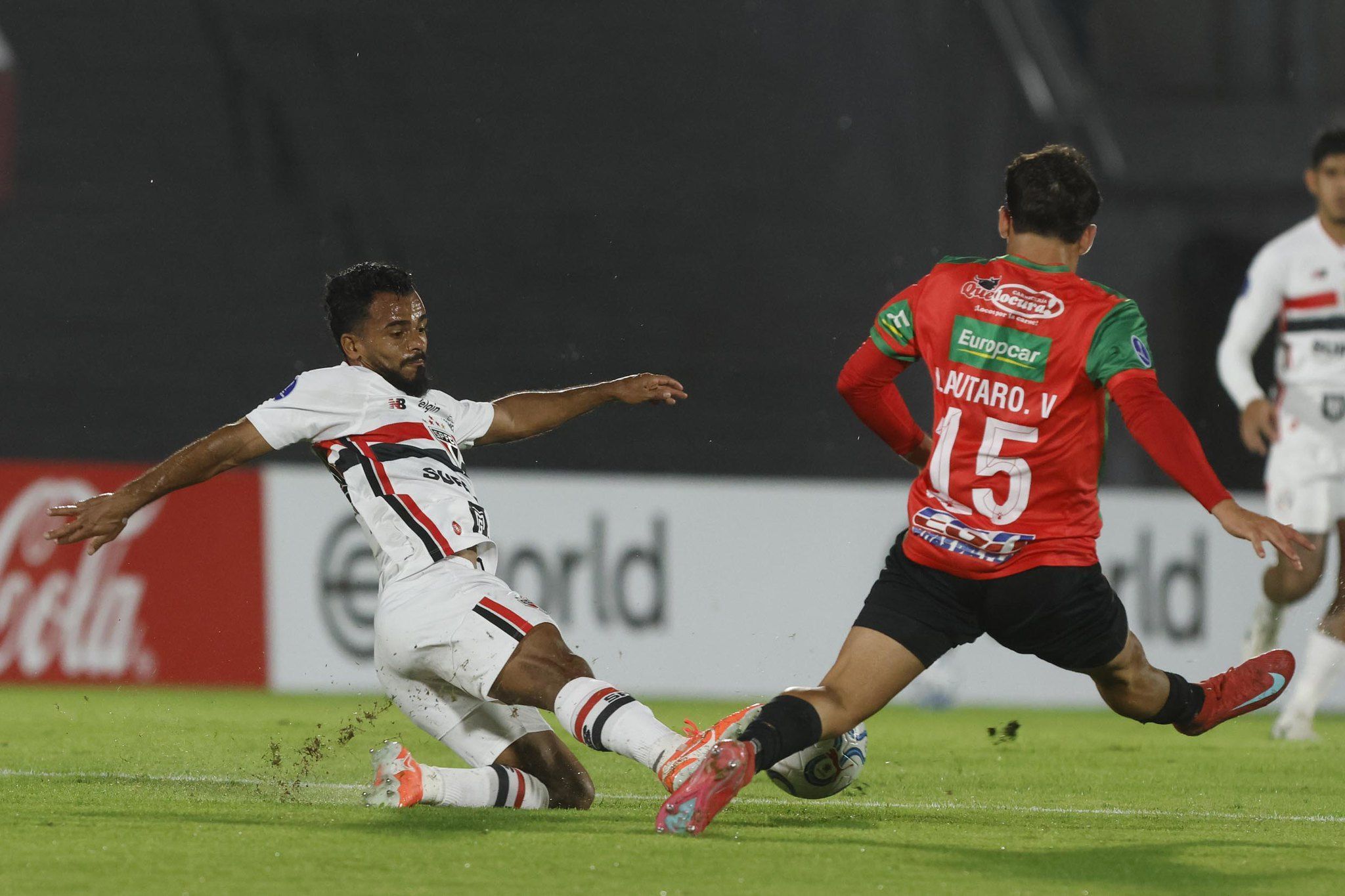 São Paulo vence Boston River com clima caótico em estreia na Sul-Americana