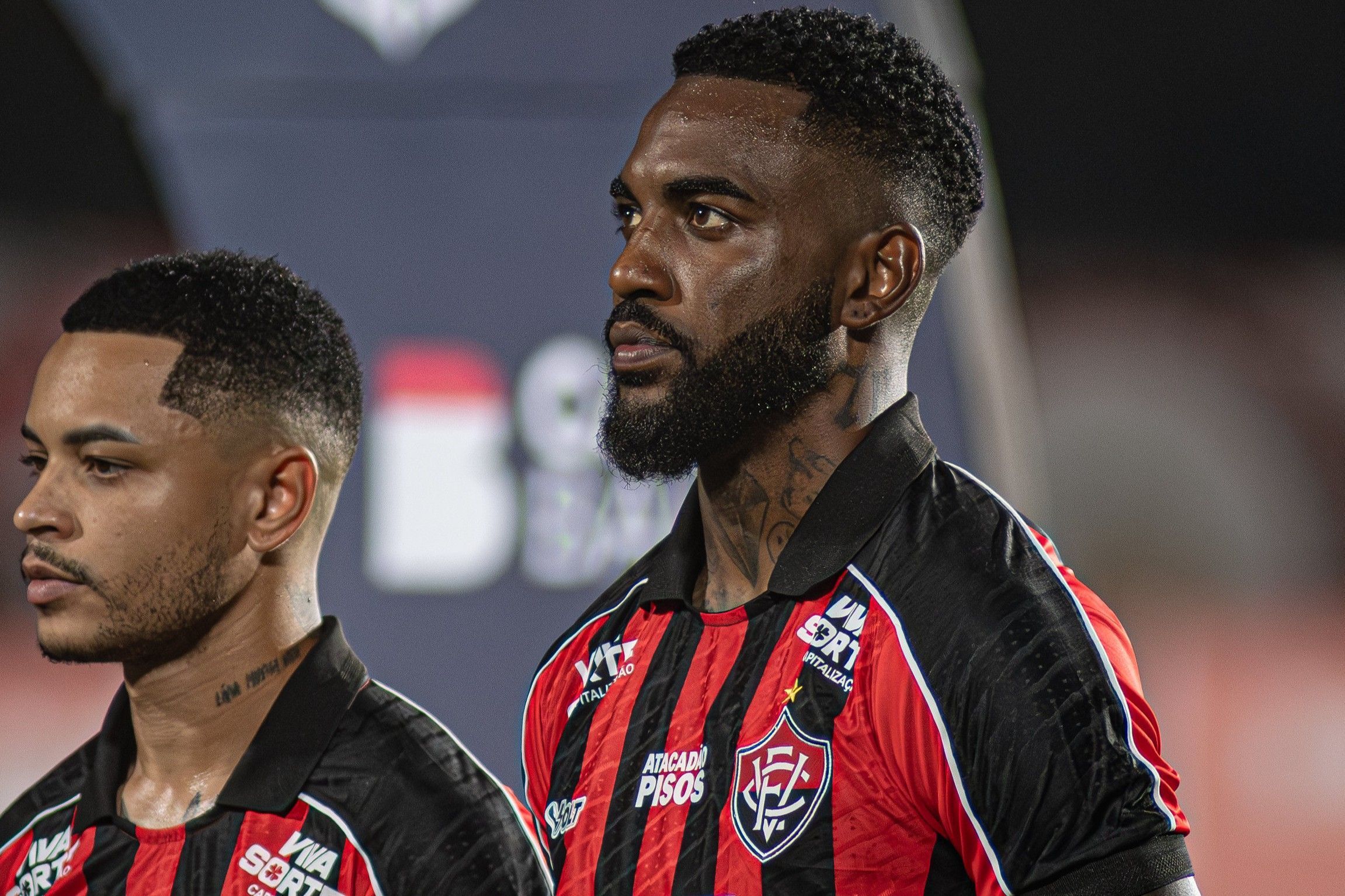 Ramon volta a marcar pelo Vitória e comemora feito inédito no Barradão