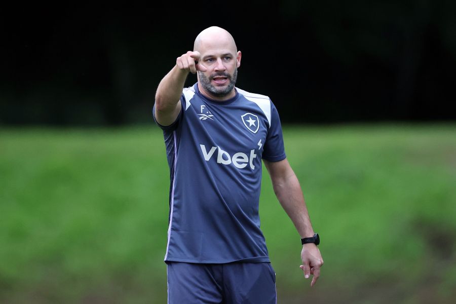 Escalação do Botafogo: quatro titulares devem voltar ao time contra o Inter