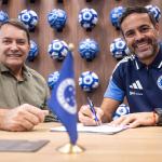Patrocinador bilionário manda recado após Cruzeiro renovar com Artur Jorge