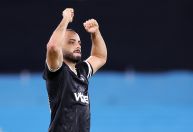 Em melhor fase pelo Botafogo, Arthur Cabral celebra paternidade: 'É gol de todo jeito'