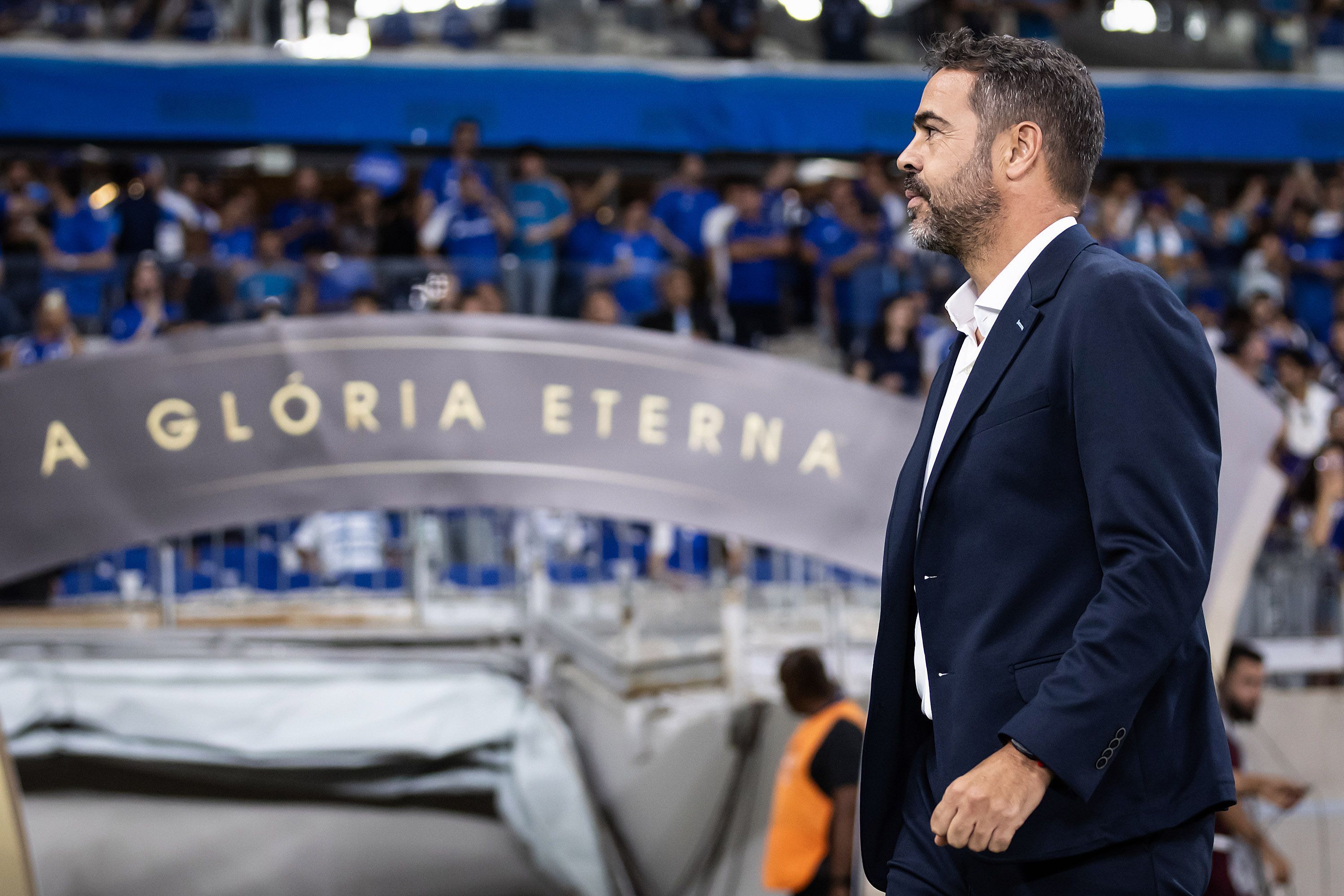 Artur Jorge admite dificuldade do Cruzeiro: 'É uma preocupação nossa'