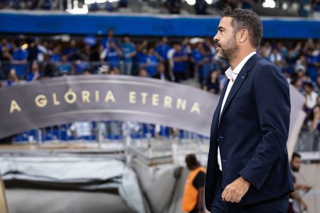 Artur Jorge na estreia do Cruzeiro em casa na Libertadores 2026