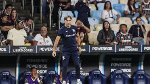 Zubeldía perde invencibilidade na Libertadores e vive pior momento no Fluminense