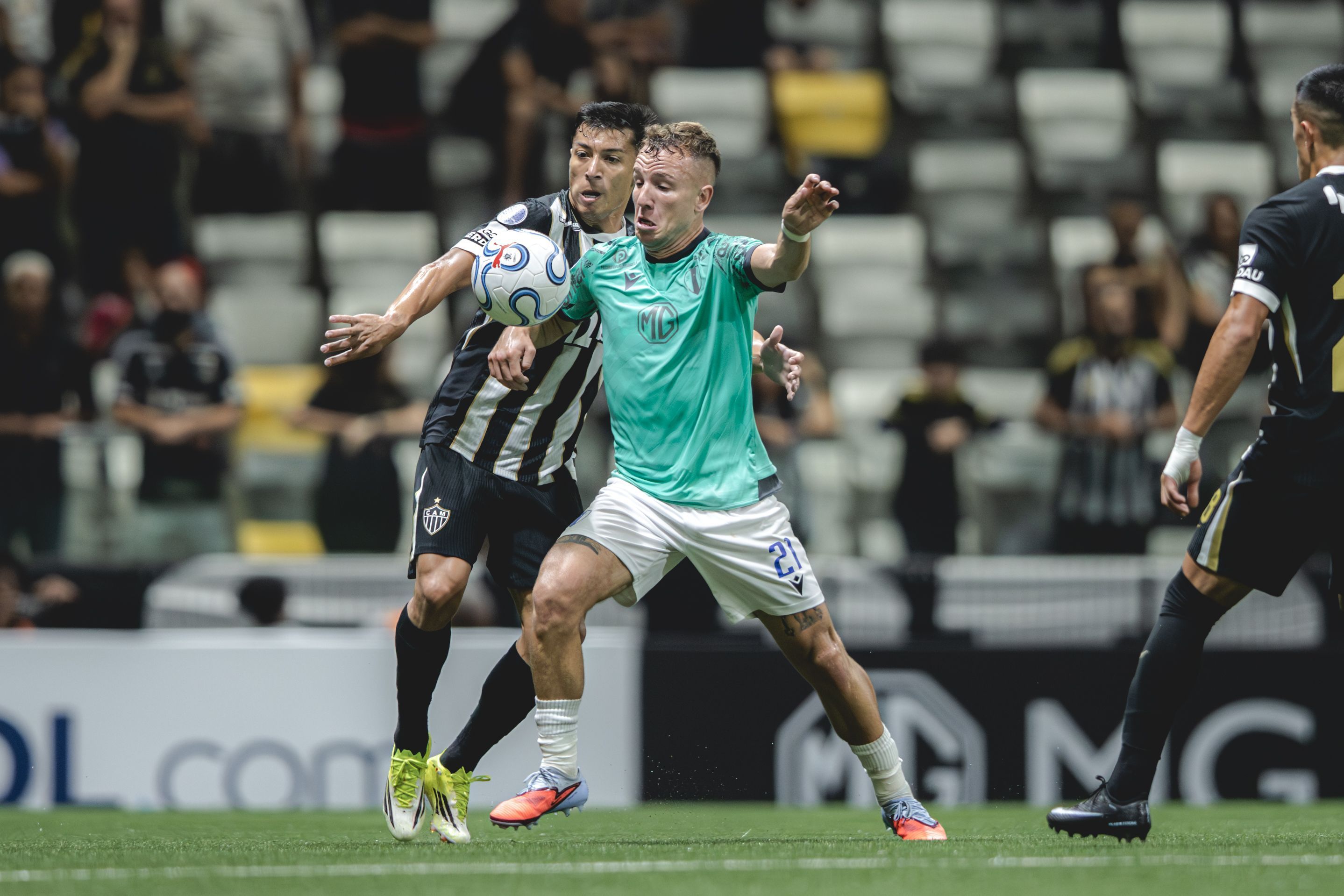 Caixa não poupa críticas ao Atlético mesmo após vitória: 'Partida feia'