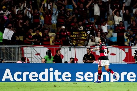 Lucas Paquetá comemora o gol contra o Independiente Medellín • Gilvan de Souza/Flamengo