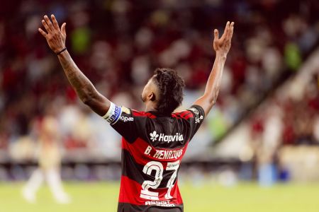 Bruno Henrique vibra com gol no Maracanã • Adriano Fontes/Flamengo