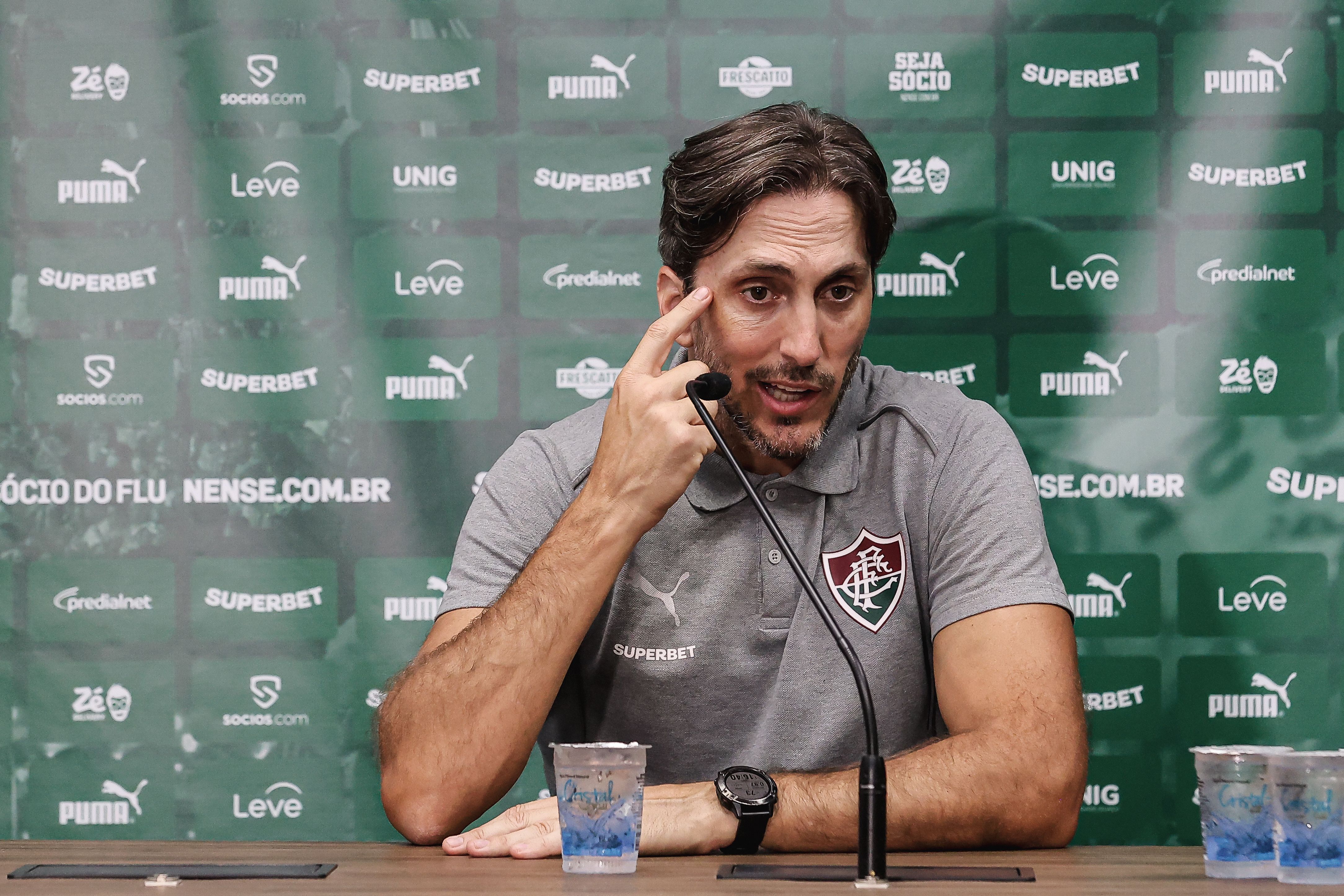 Zubeldía cita mudança para virada do Fluminense e explica escolha por Guga