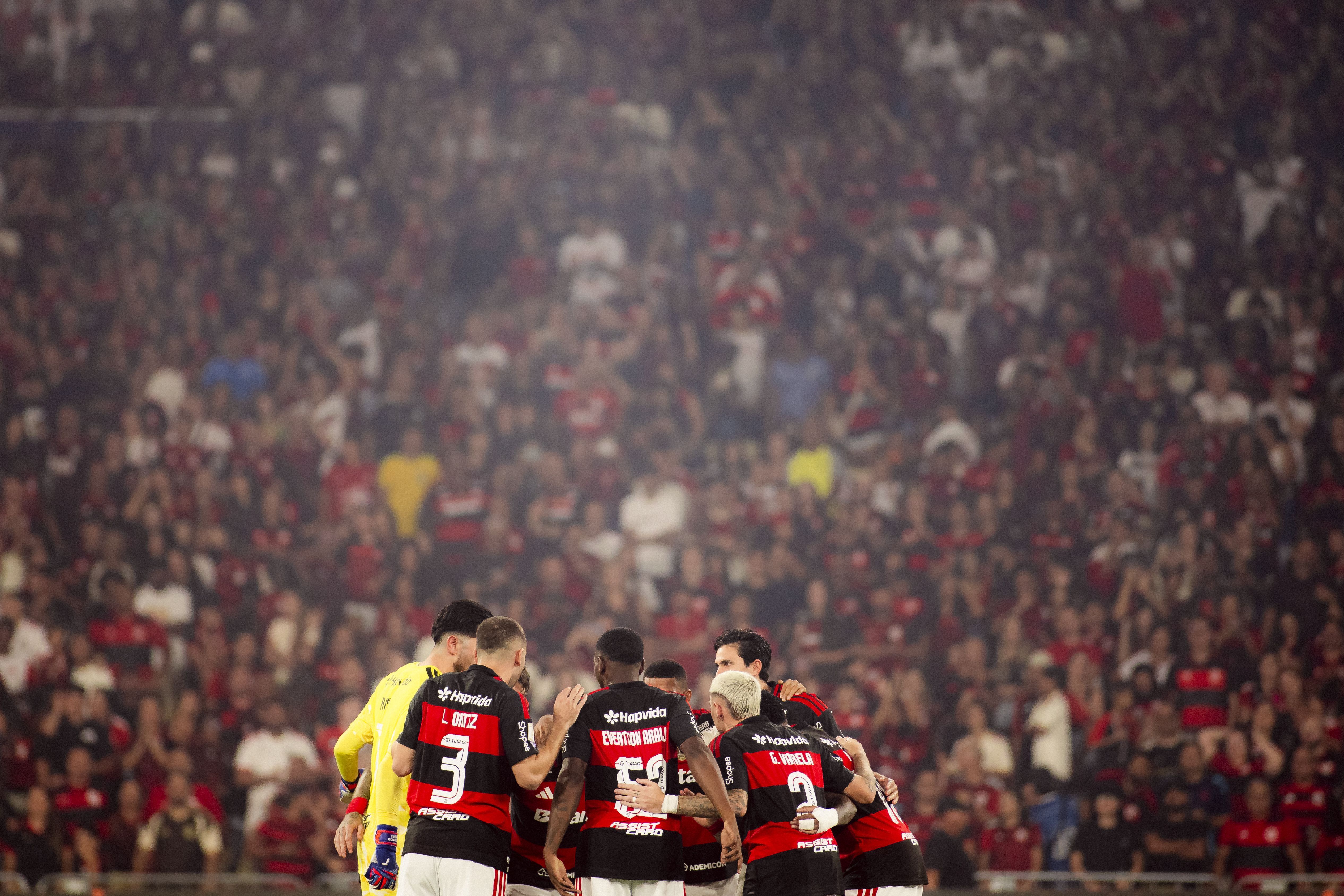Na Libertadores, Flamengo se inspira para duelo com o Palmeiras pelo Brasileiro