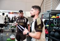 Escalação do Flamengo: Leonardo Jardim muda a equipe para encarar o Vitória