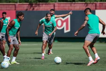 Zubeldía deve rodar o elenco contra Operário