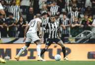Com limite estourado no Brasileiro, Dudu segue na 'geladeira' no Atlético