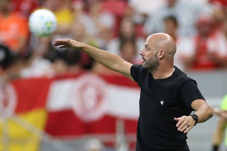 Franclim Carvalho durante a partida entre Botafogo e Internacional